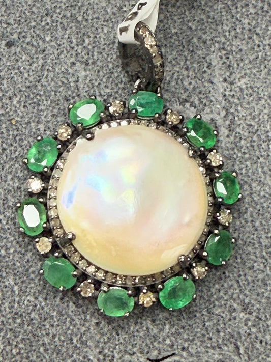 Pearl Silver Pave Diamond Pendant With Pearl Stone