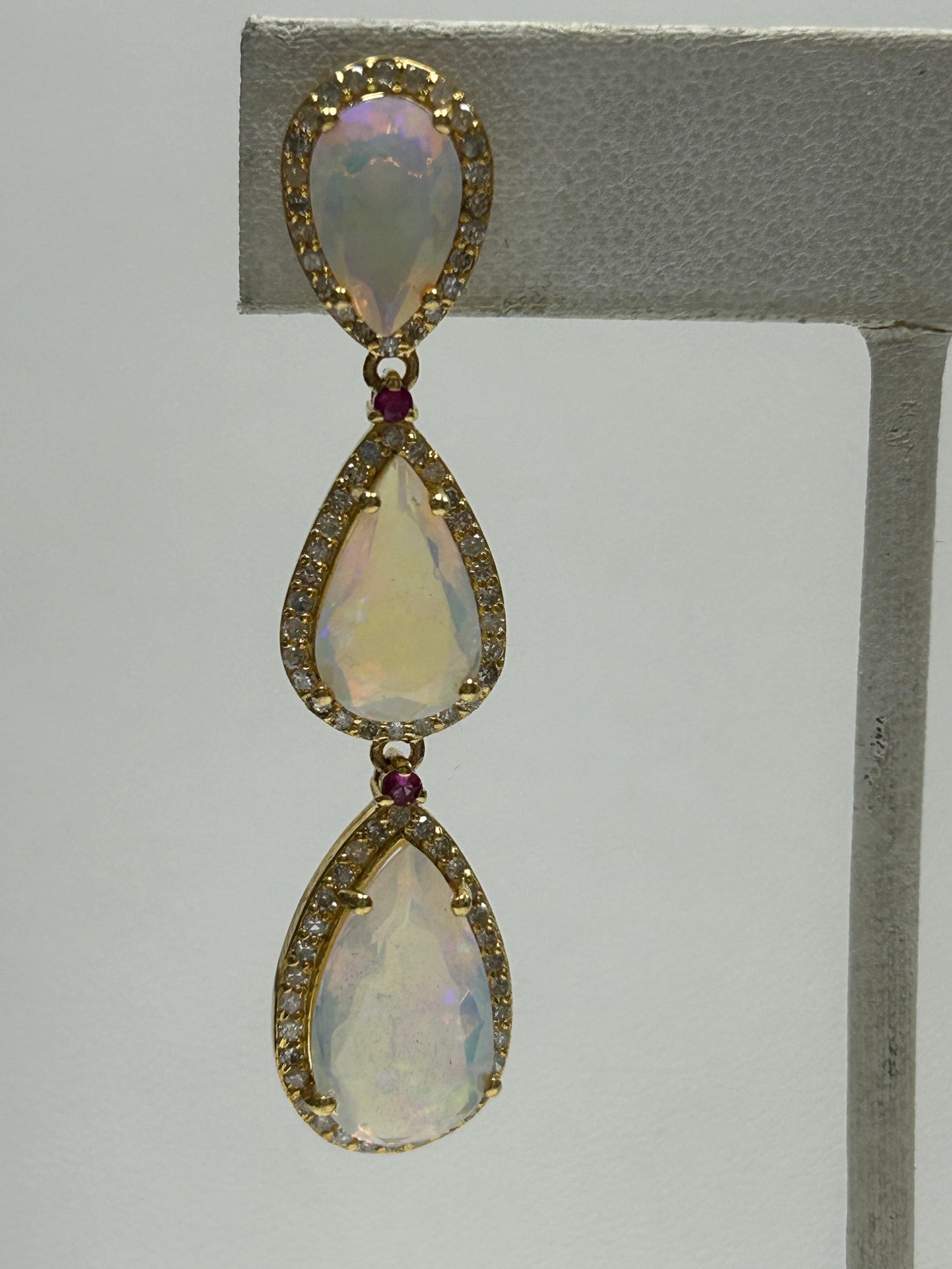 14k Solid Gold Diamond Earring