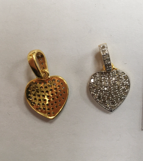 14k Solid Gold Heart Diamond Pendants. Approx Size 0.72 "(11 x 18 mm)