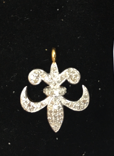 14K Solid Gold Diamond Fleur Di Lis Shape Pendants. Genuine handmade pave diamond Pendant. Approx Size 0.88 "(22 x 18 mm)