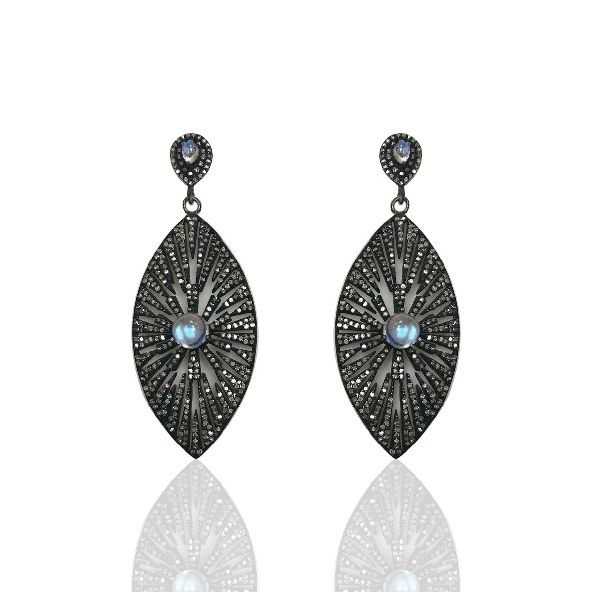 DIAMOND SILVER EARRRINGS