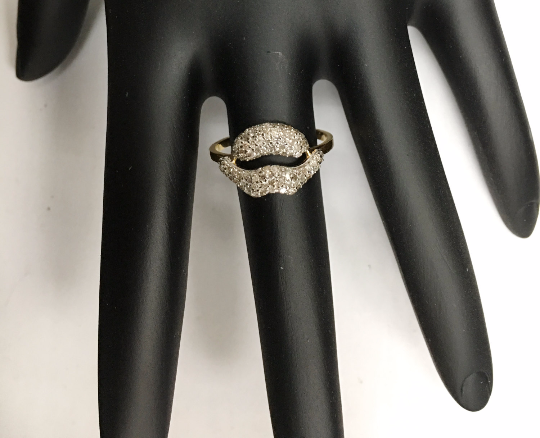 14k Solid Gold Lips Diamond Rings