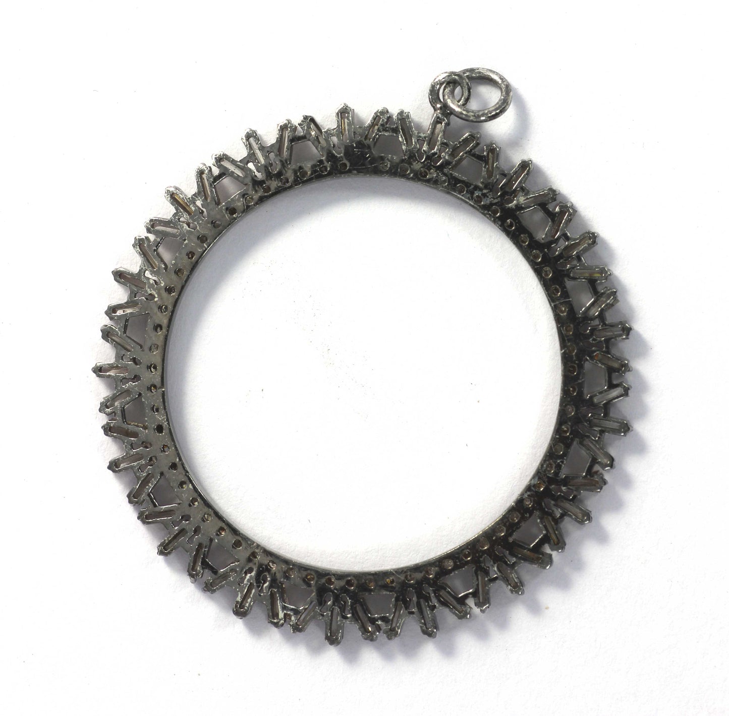 Round Shape Baguette Diamond Pendant