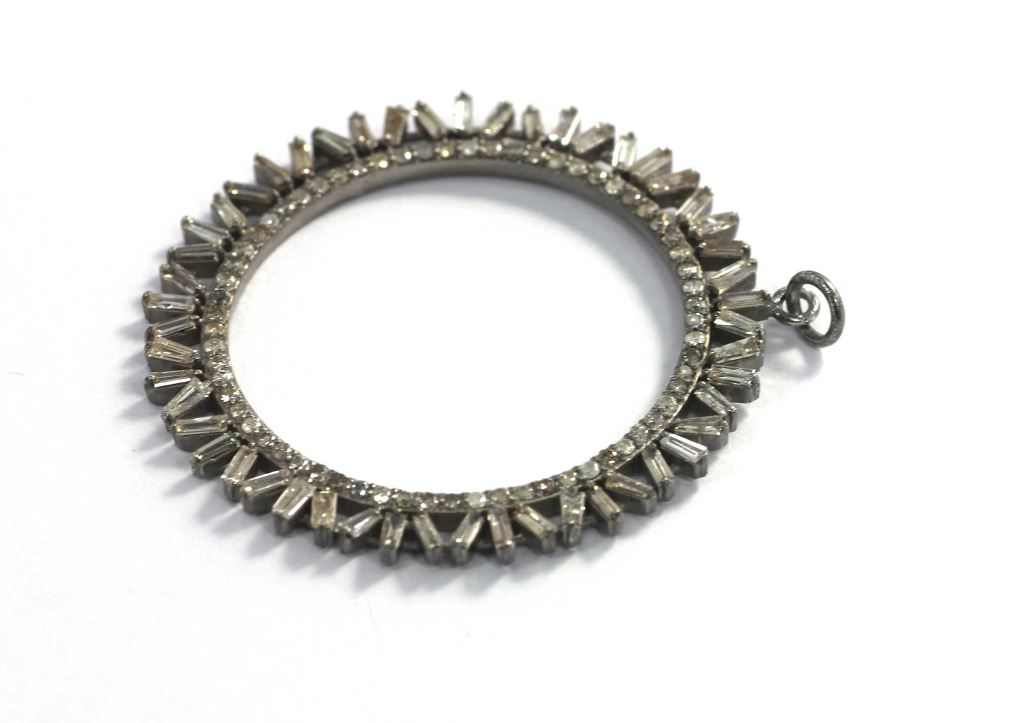 Round Shape Baguette Diamond Pendant