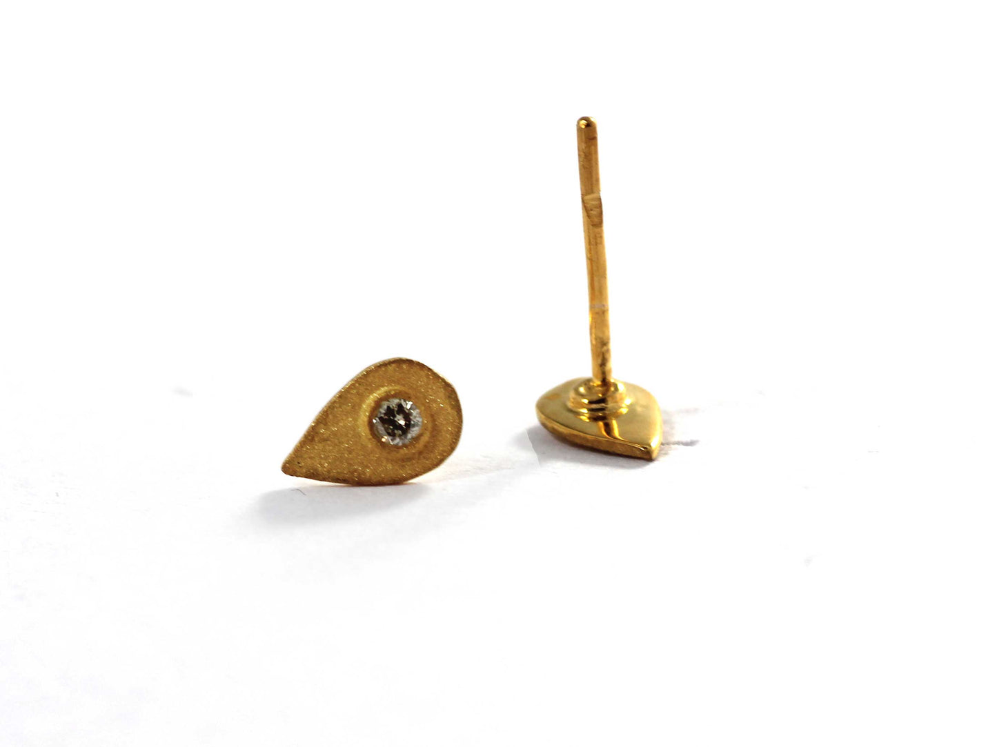 Diamond Earrings studs. Genuine handmade pave diamond Earrings studs.