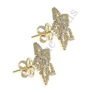 Flower 14k Solid Gold Diamond Studs Earring. Genuine handmade pave diamond Studs Earring . 14k Solid Gold Diamond Studs Earring..