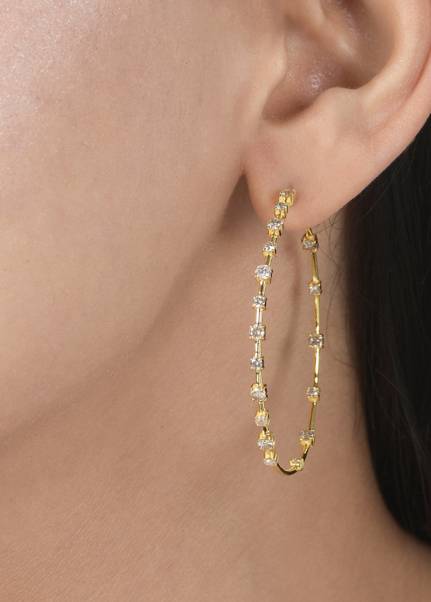 Round 14k Solid Gold Diamond Studs Earring. Genuine handmade pave diamond Studs Earring . 14k Solid Gold Diamond Studs Earring..