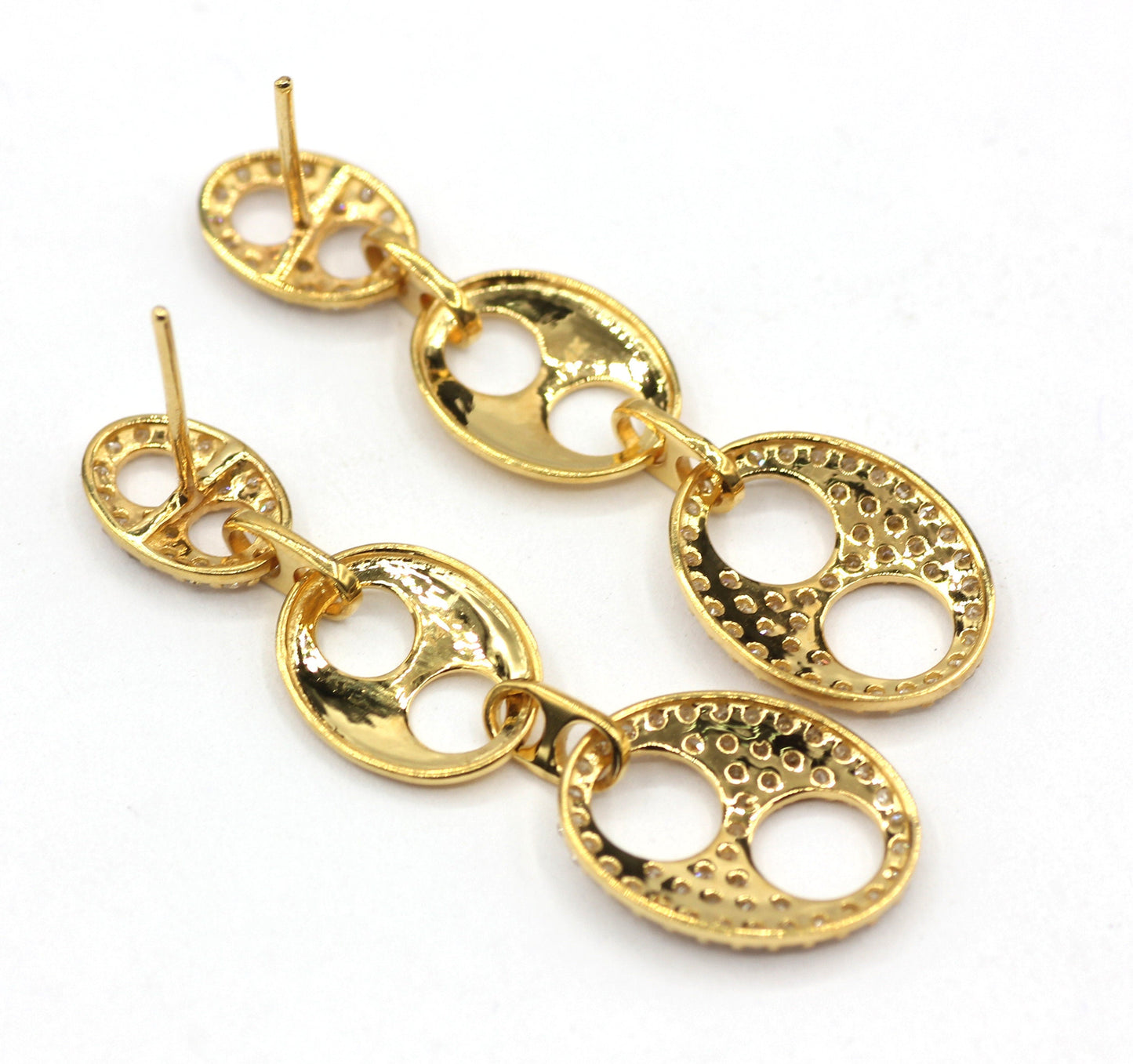 Round 14k Solid Gold Diamond Studs Earring. Genuine handmade pave diamond Studs Earring . 14k Solid Gold Diamond Studs Earring..