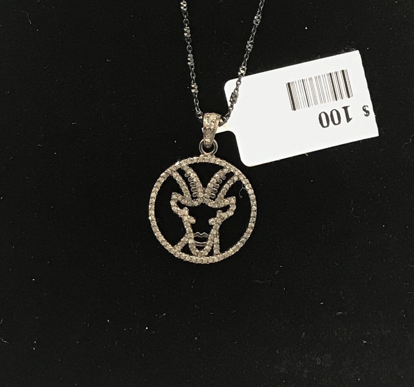 Round Aries Diamond Pendant