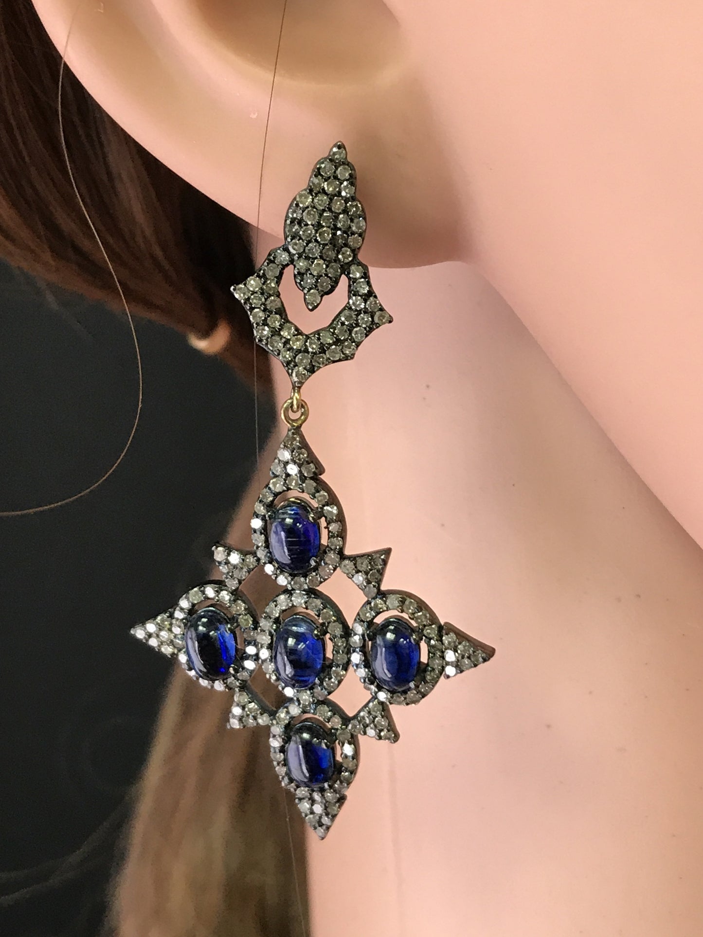 DESIGNER PARTY EARRING WITH DIAMOND AND GEMSTONES