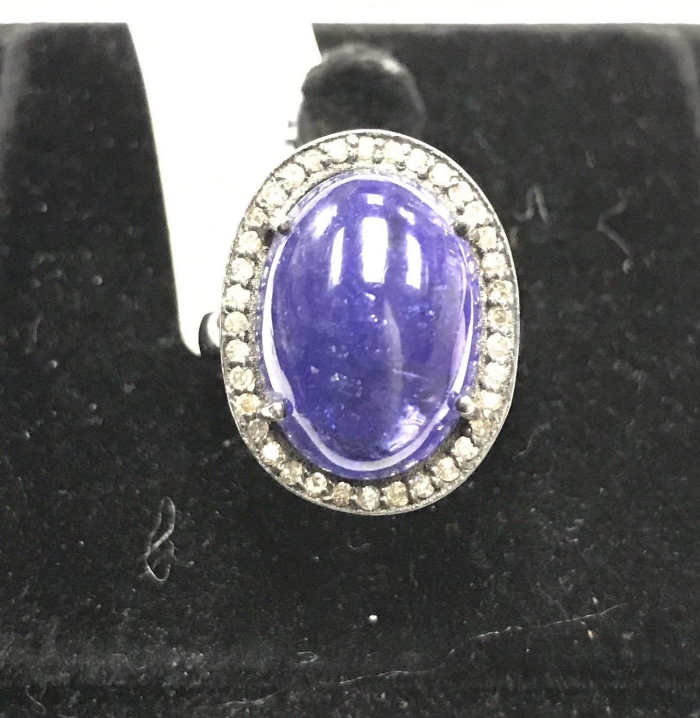 Tanzanite and Diamond Ring