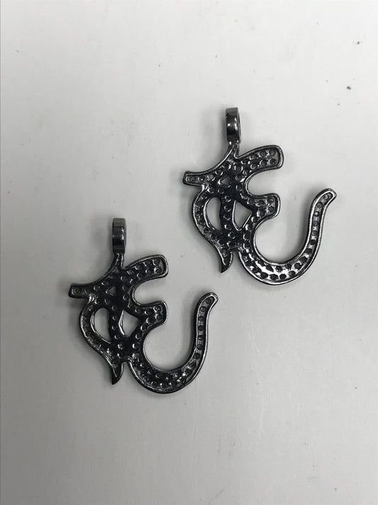 Omm Diamond Pendant