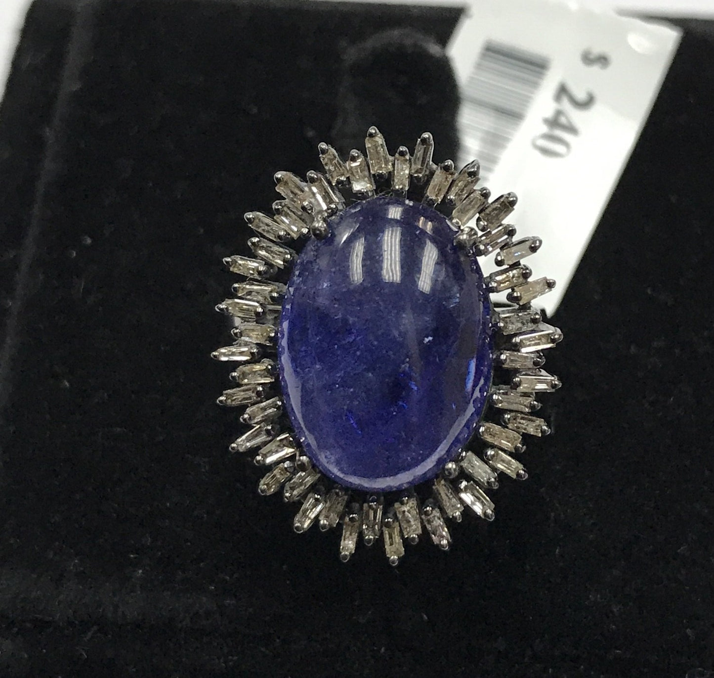 Tanzanite and Diamond Ring