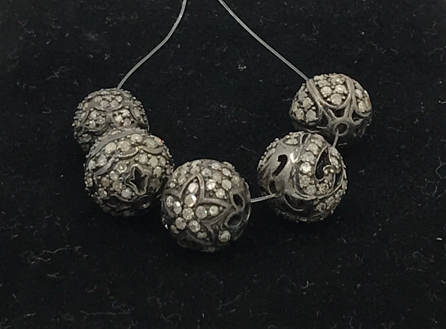 ROUND FILGREE DESIGN PAVE DIAMOND BEADS