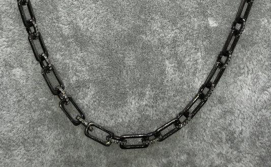 Rectangle shaped link diamond chain
