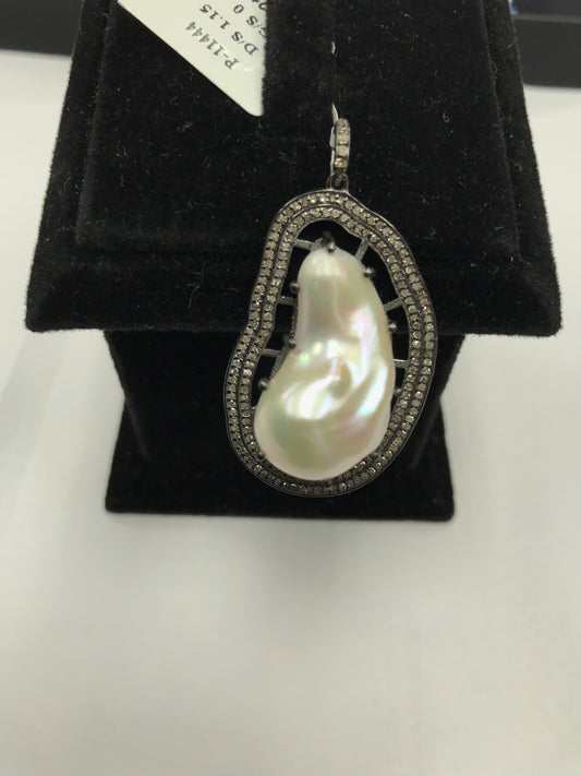 Pearl and Diamond Pendant