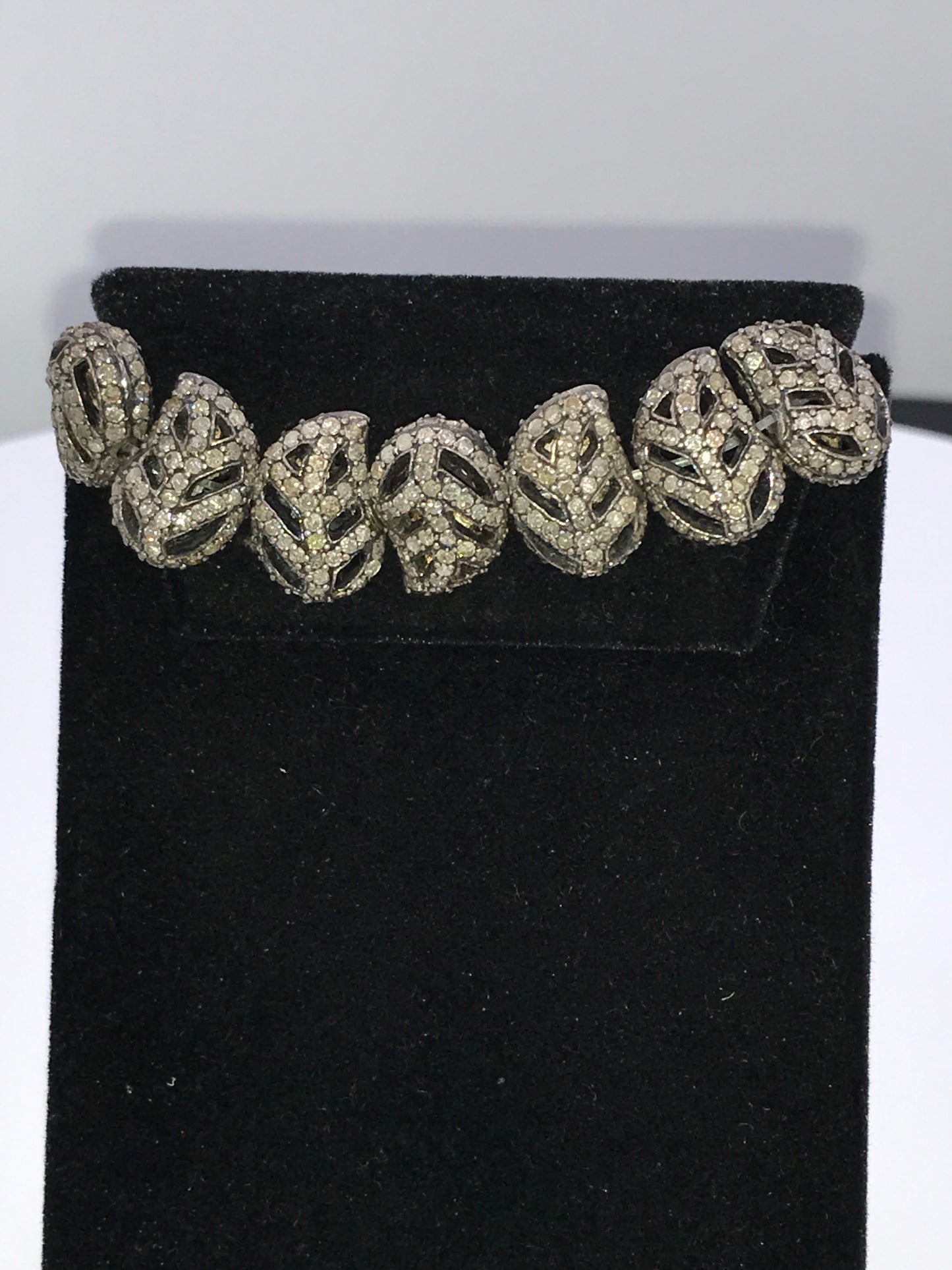 Leaf Shape pave diamond beads