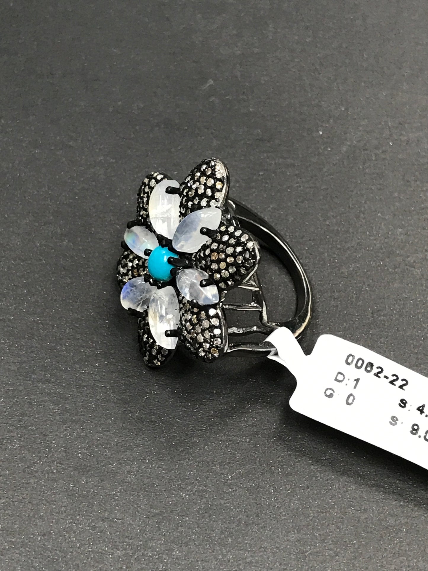 Star Pave Diamond Ring