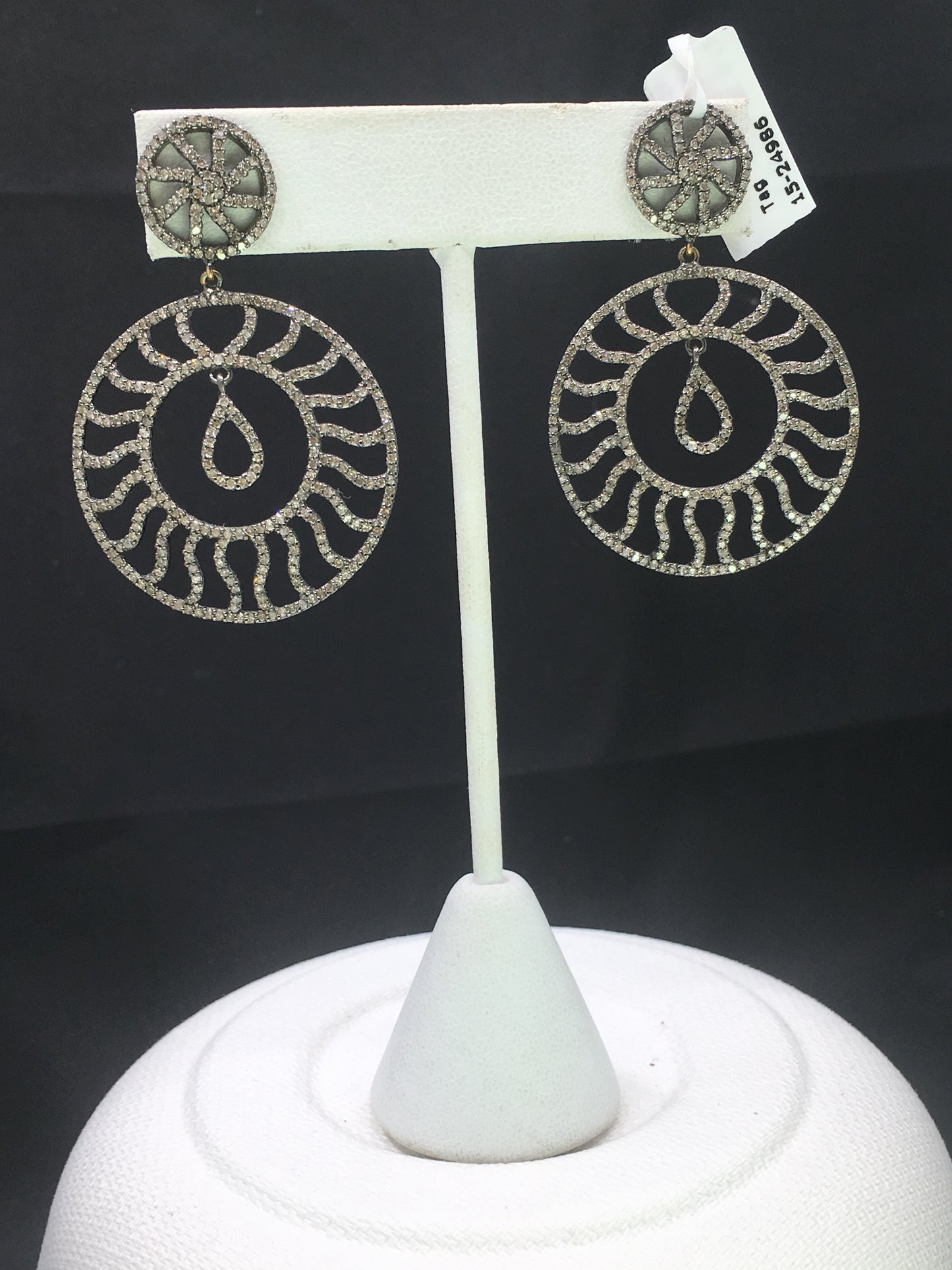 Fancy Round Shape Diamond Earring