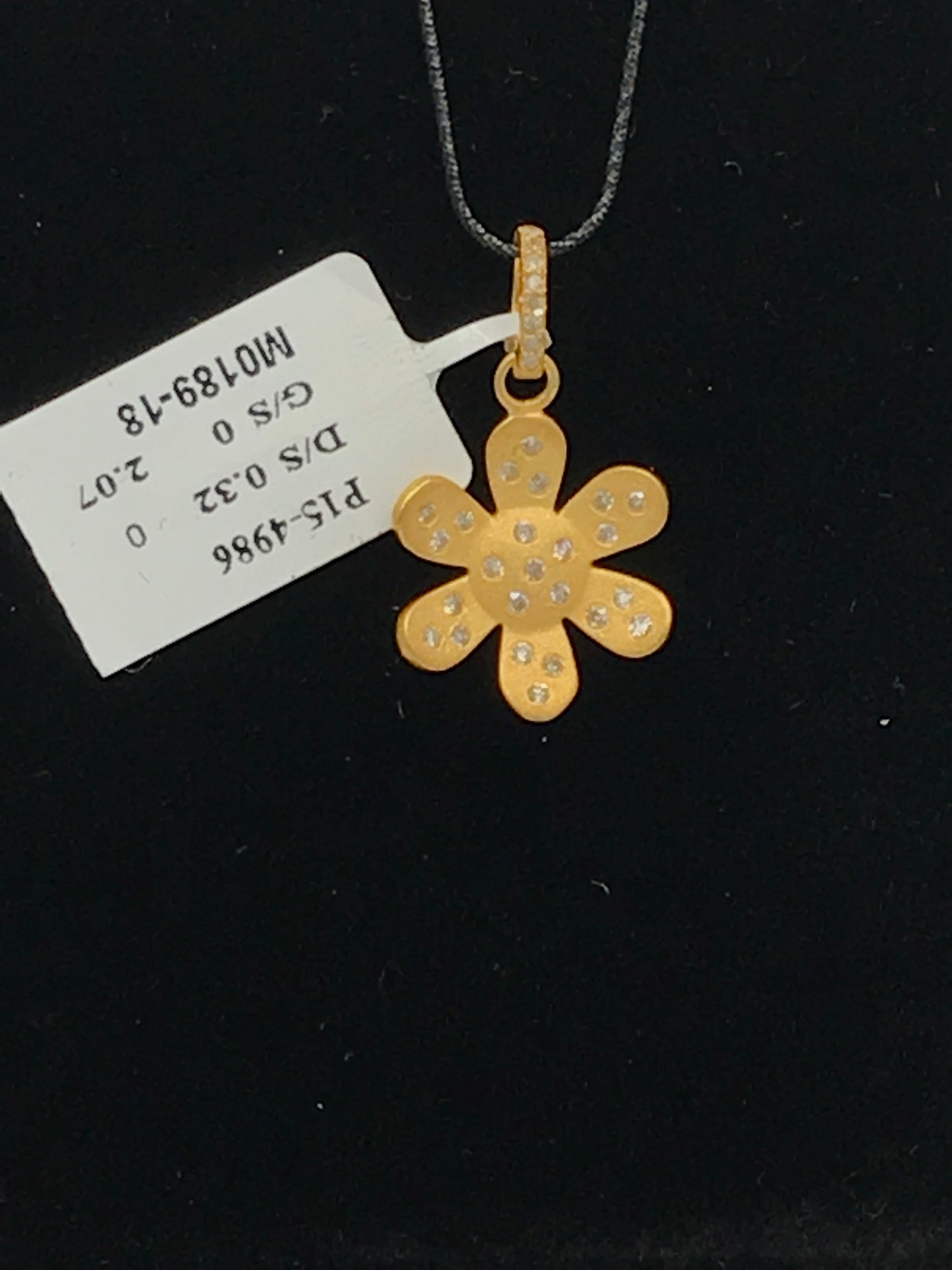 Flower Shape Diamond Pendant