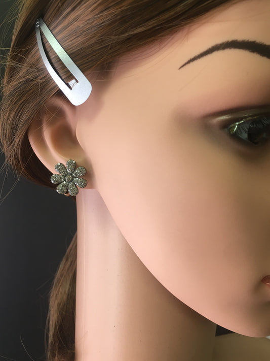 Flower Shape Silver Diamond Earring .925 Oxidized Sterling Silver Diamond Earring, Genuine handmade pave diamond Earring .