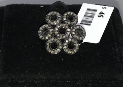 Round Circle Cluster Diamond Ring