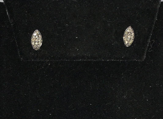 Oval Shape Diamond Earring Stud