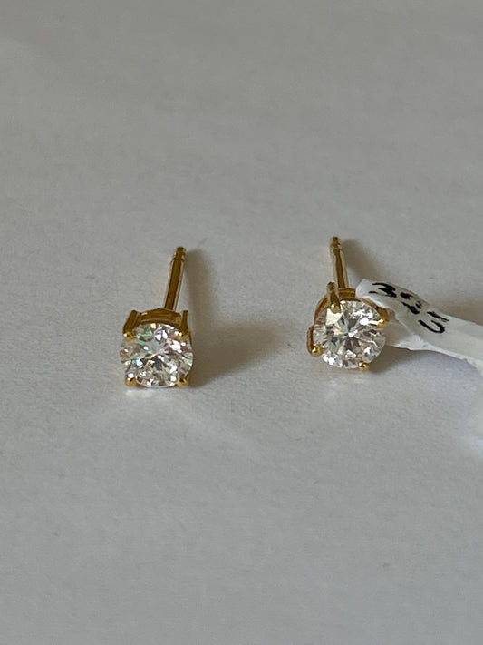 14k Solid Gold CVD Diamond Stud Earring