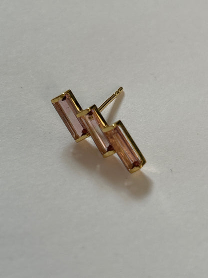 14k Solid Gold Diamond Stud Earring