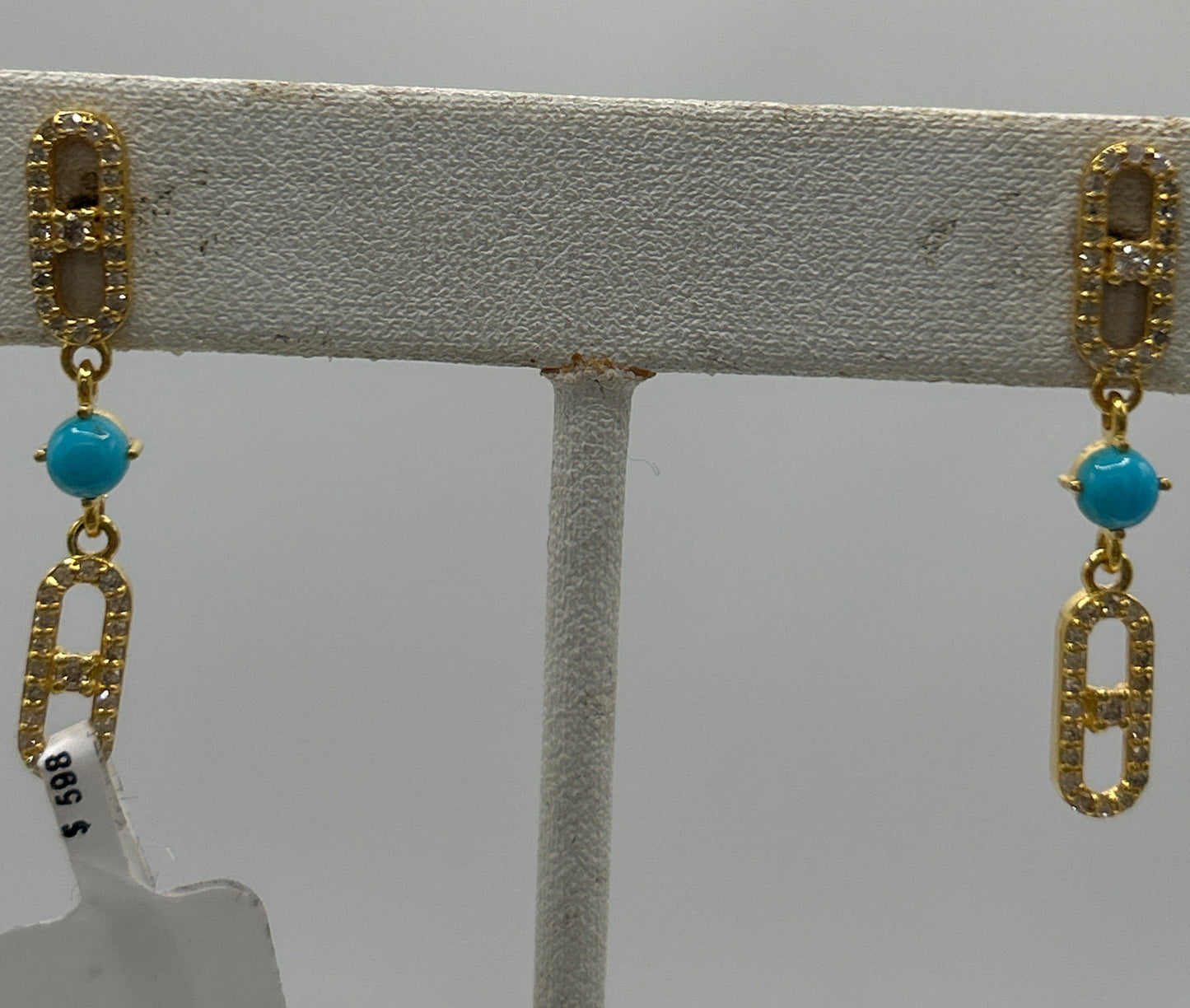 14k Gold Diamond Earring