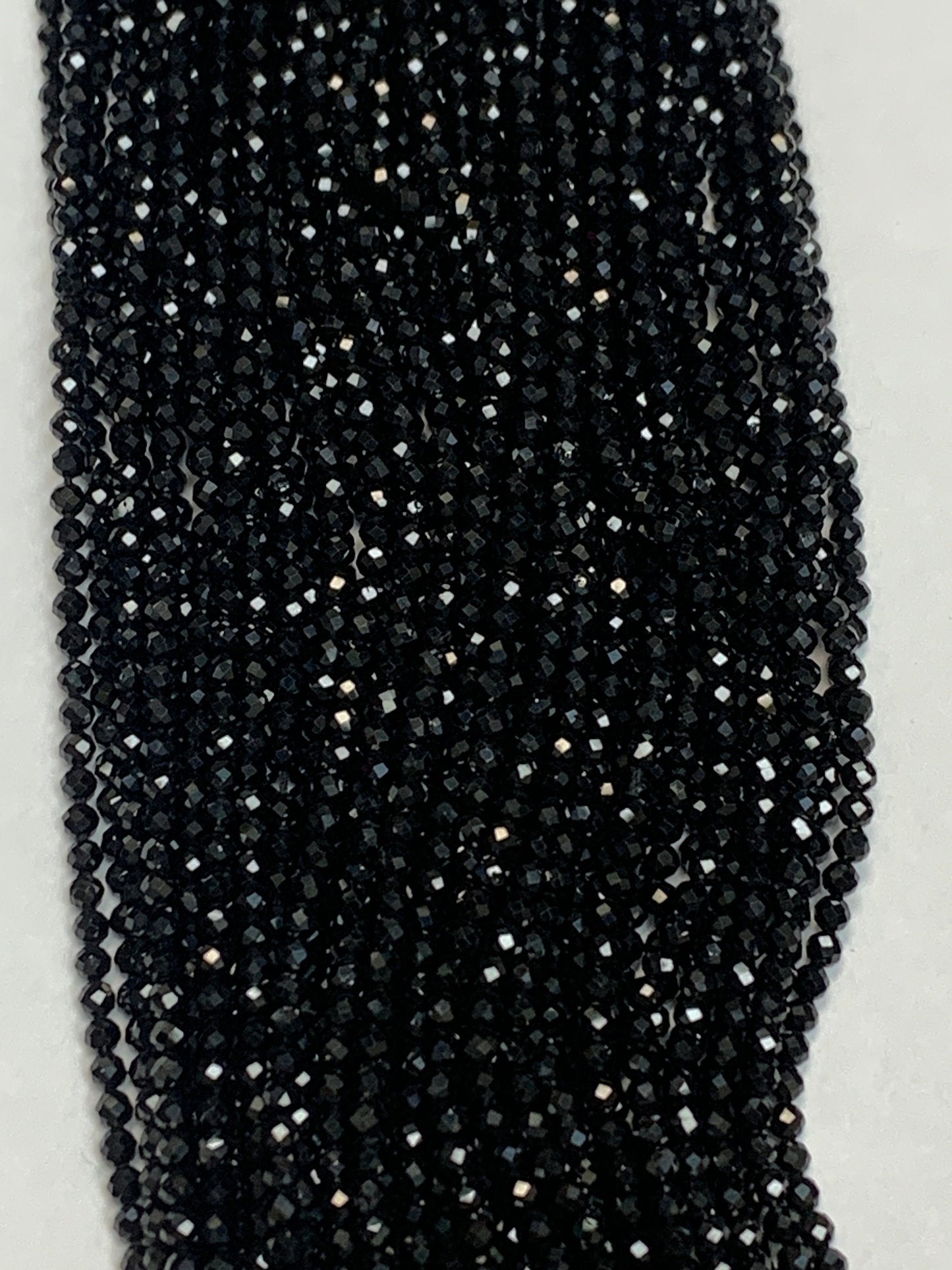 Spinel, BLACK SPINEL ROUND FACETED 2-2.50 MM