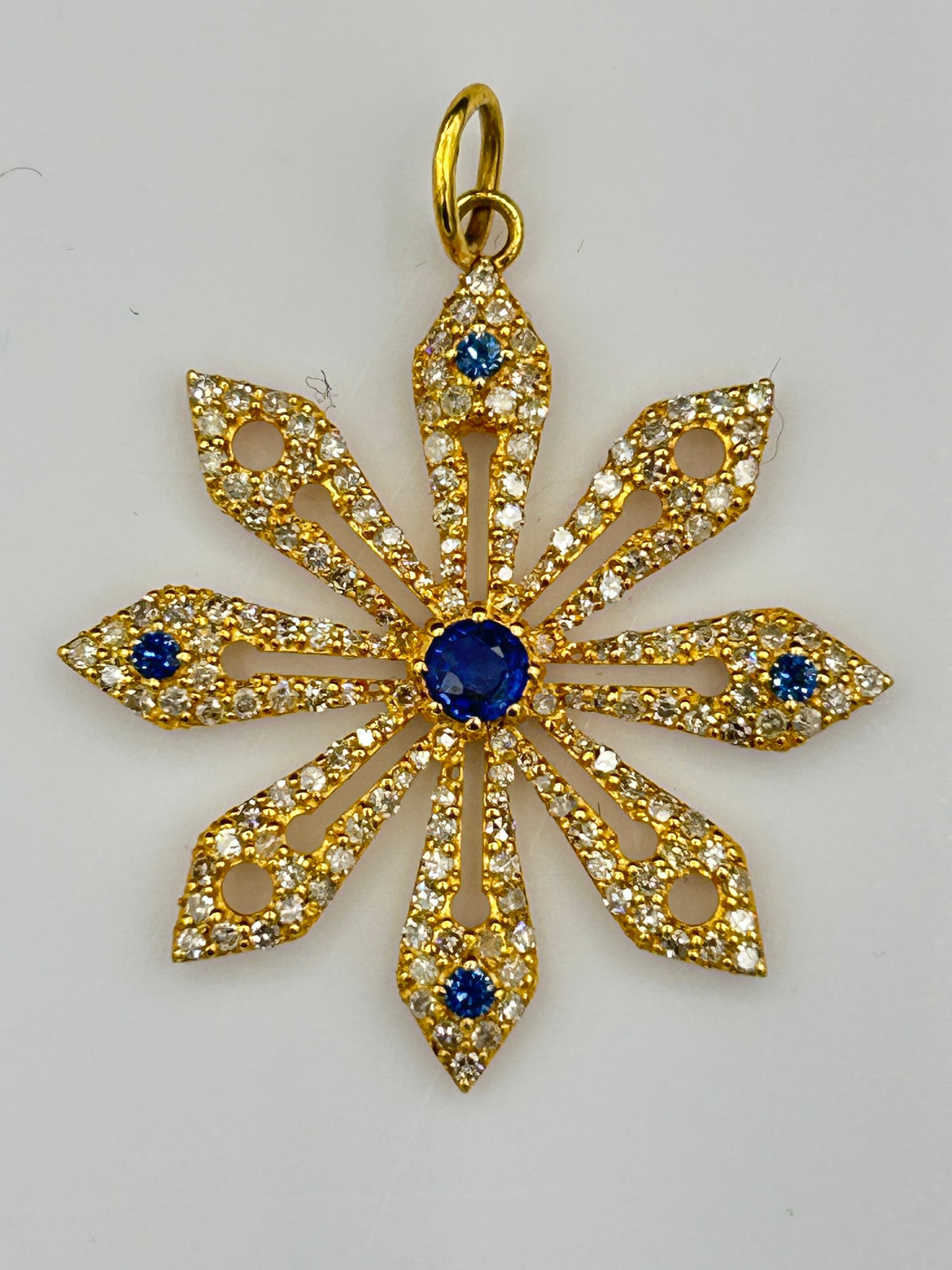 Flower 14k Solid Gold Diamond Pendants