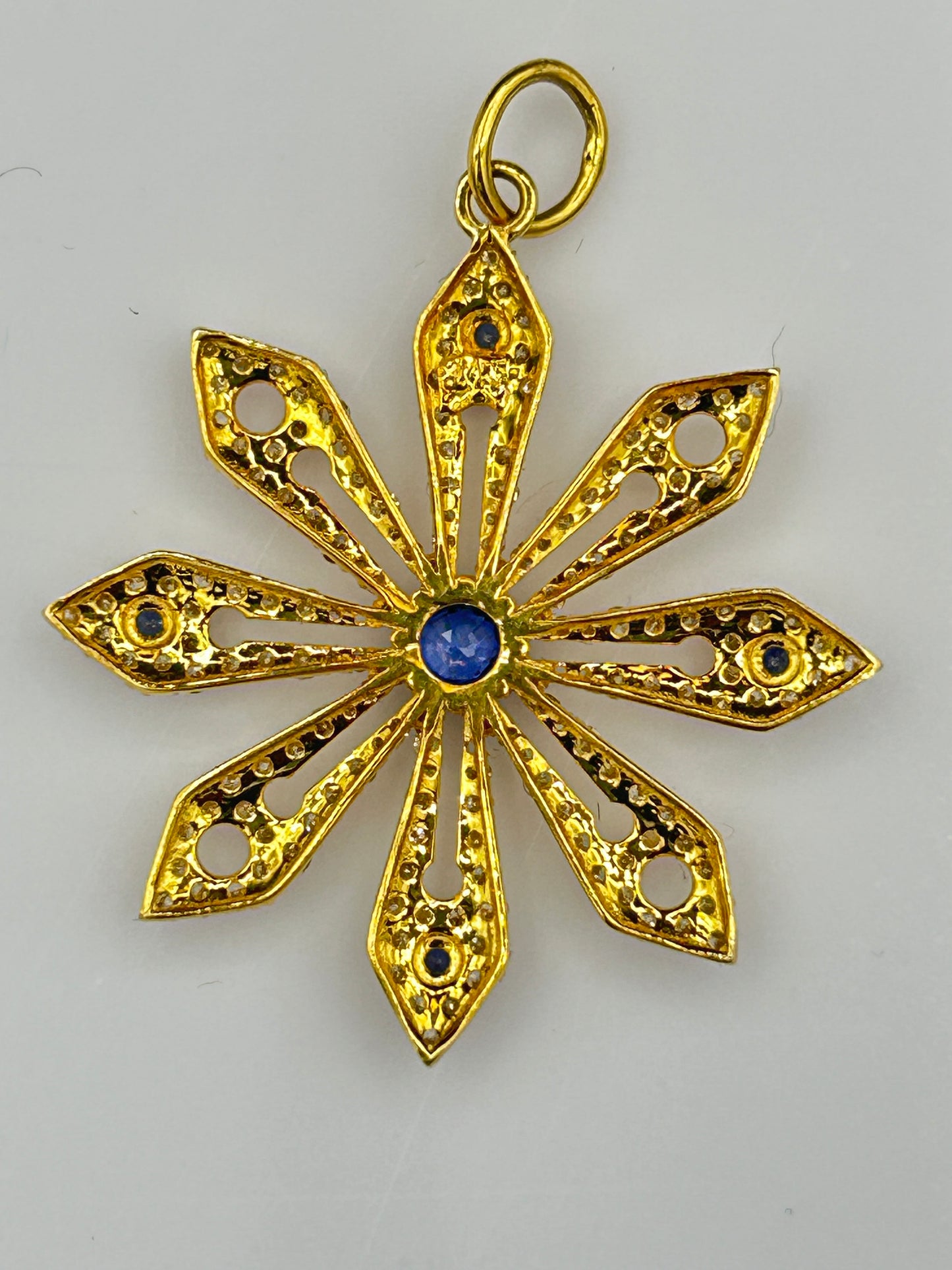 Flower 14k Solid Gold Diamond Pendants