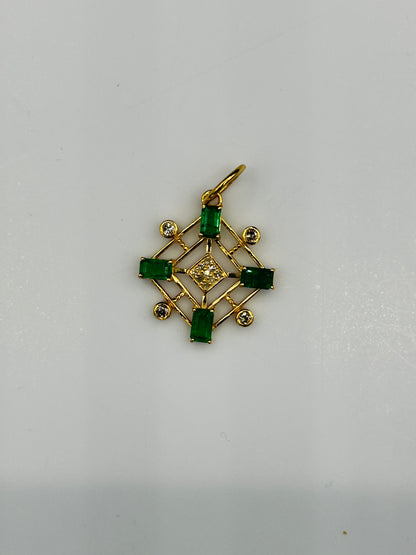 14k Solid Gold Diamond Pendants With Emerald Stone