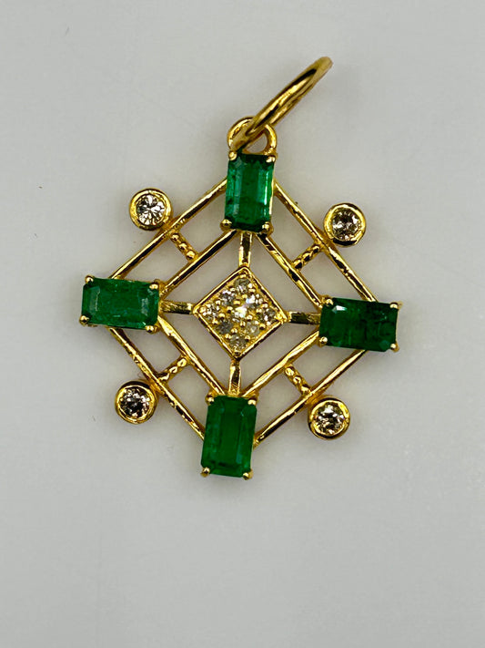 14k Solid Gold Diamond Pendants With Emerald Stone