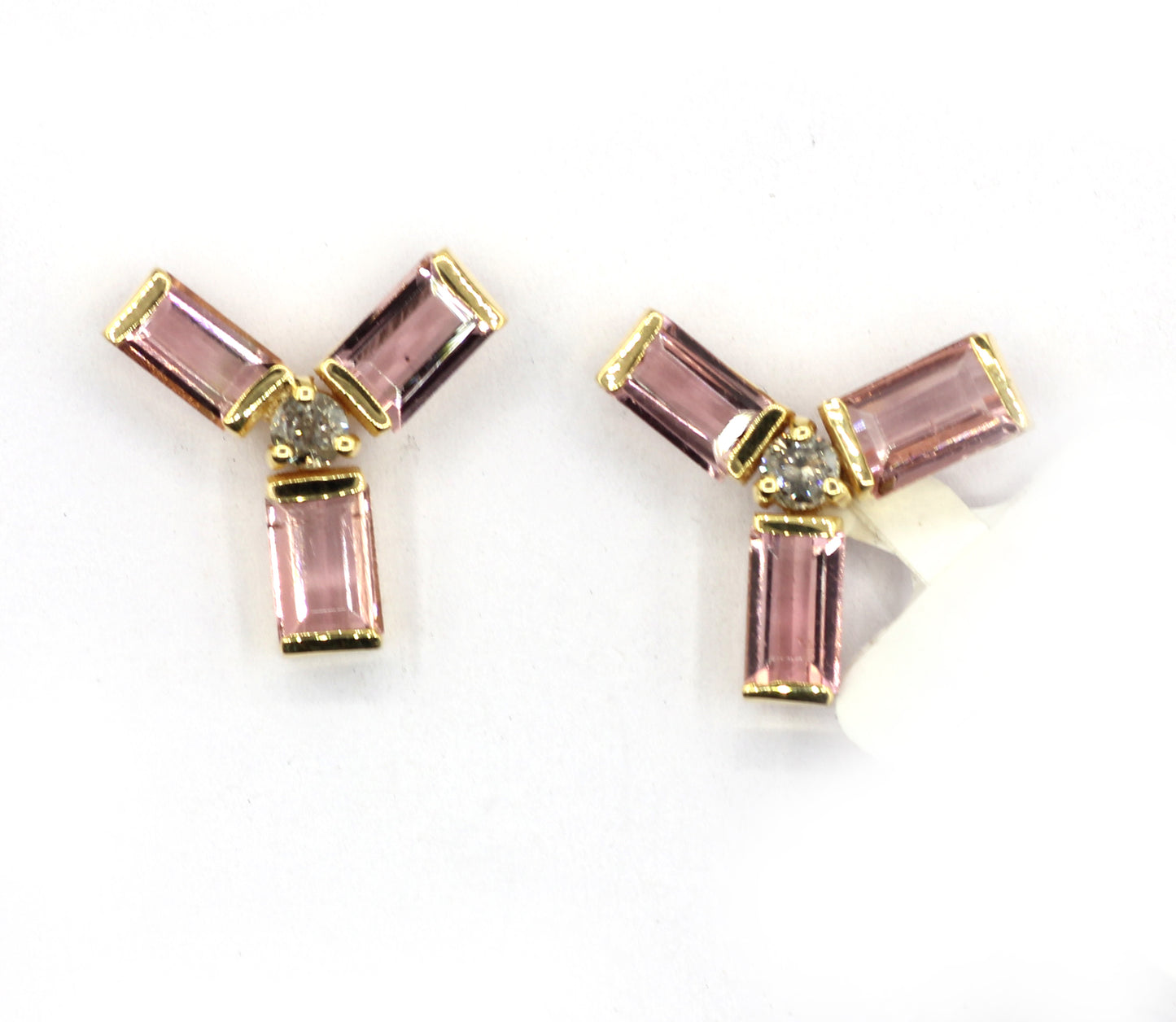 14k Gold Diamond Stud Earring