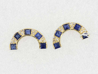 C-Shape 14k Gold Diamond Stud Earring