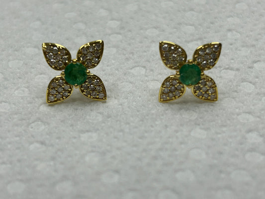 14k Solid Gold Diamond Earring