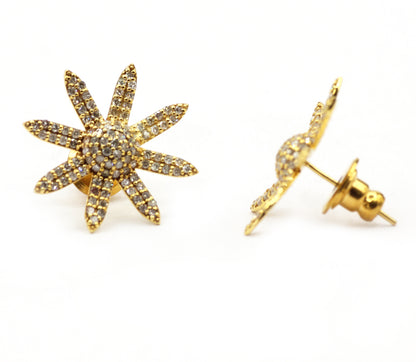 Flower 14k Solid Gold Diamond Earring. Genuine handmade pave diamond Earring. 14k Solid Gold Diamond Earring..
