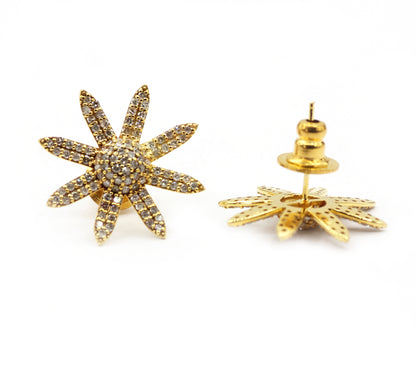 Flower 14k Solid Gold Diamond Earring. Genuine handmade pave diamond Earring. 14k Solid Gold Diamond Earring..