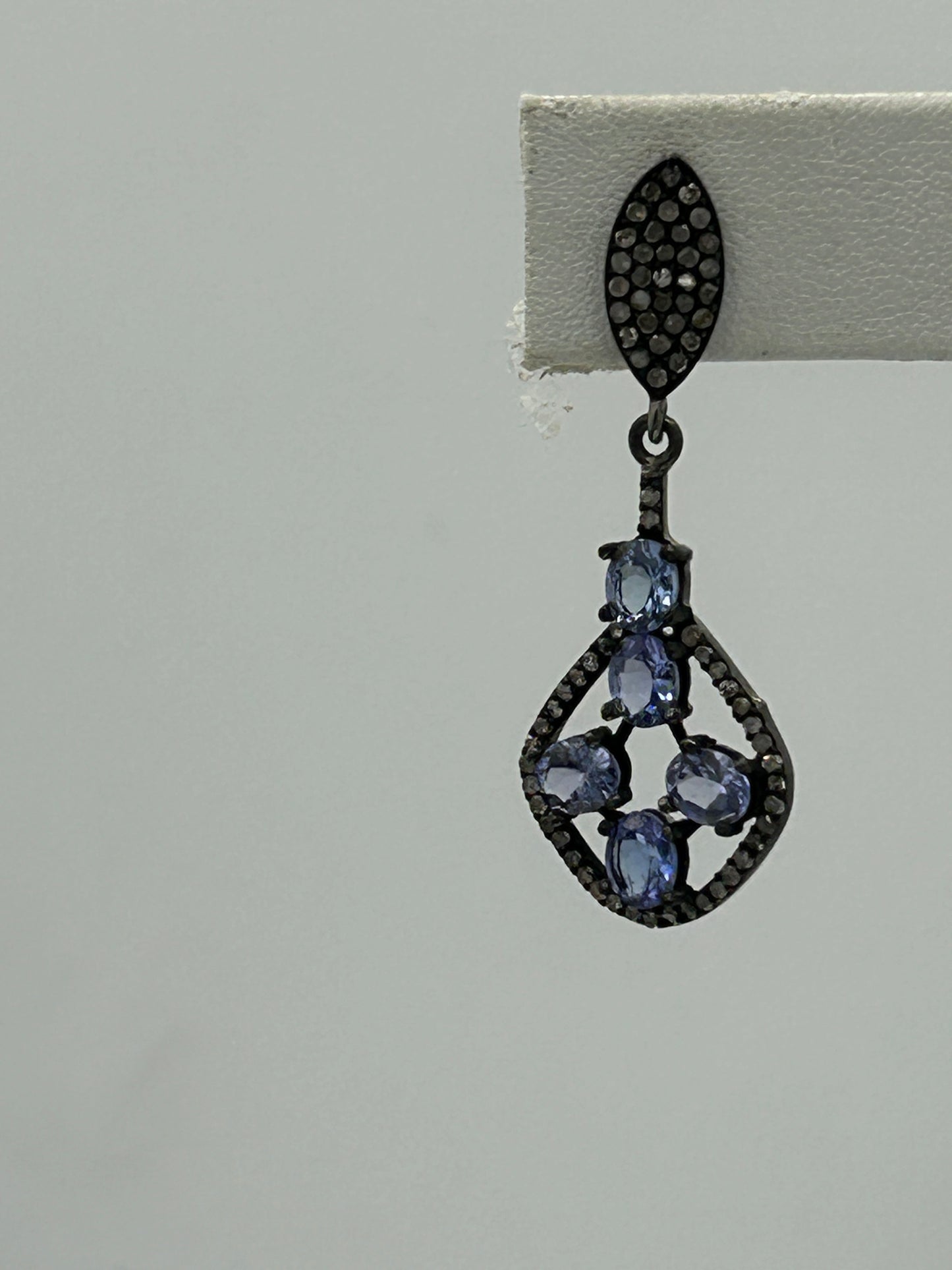 Designer Diamond Earring with Gemstones