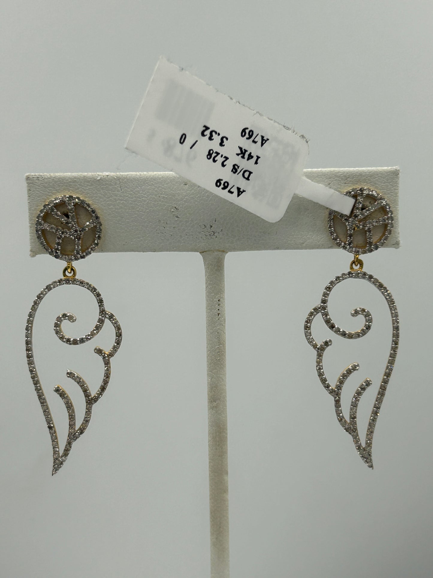 Wings 14k Solid Gold Diamond Earring