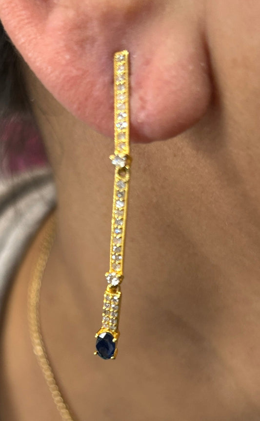 14k Solid Gold Diamond Earring.14k Solid Gold Diamond Earring..