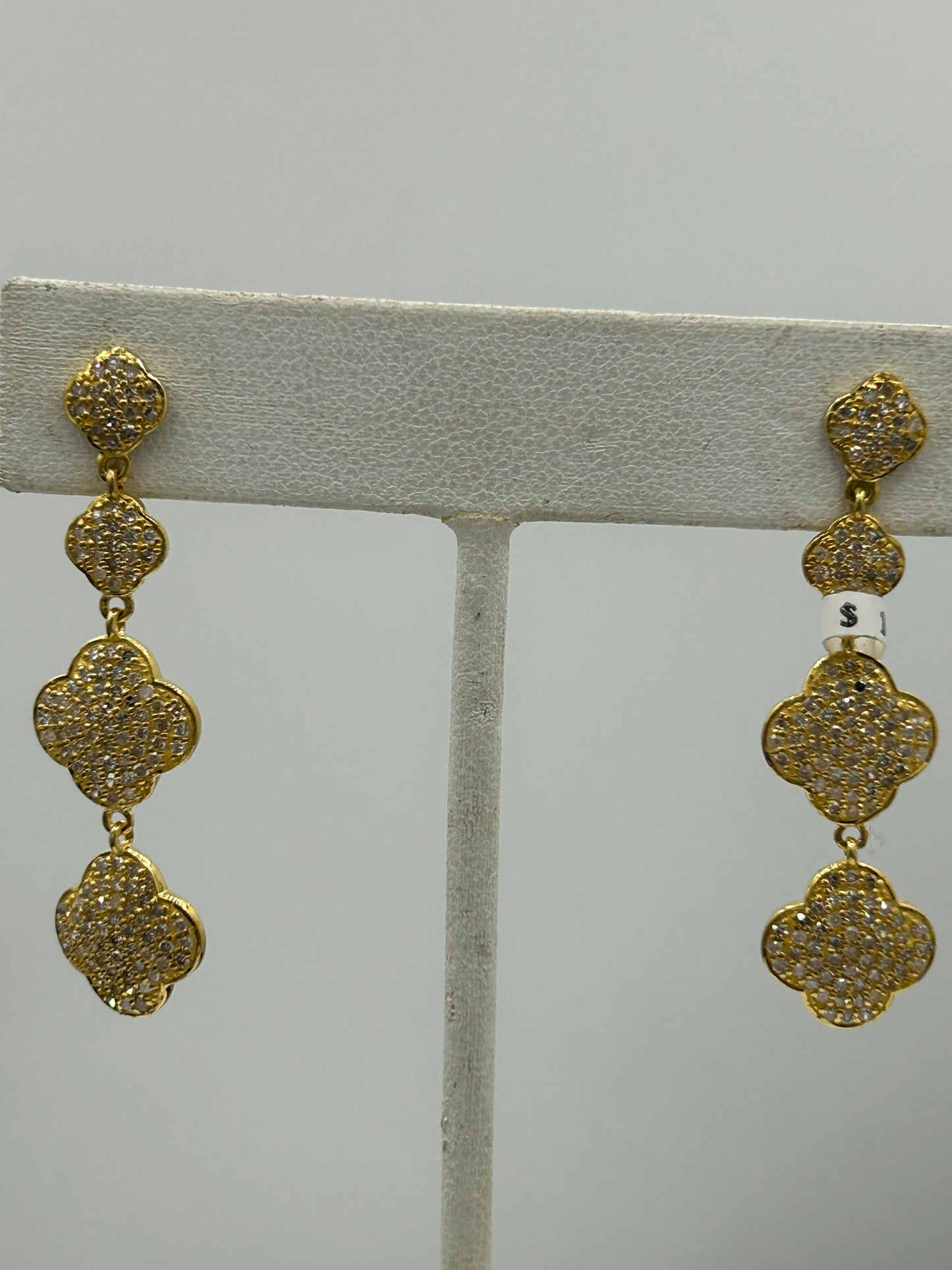 14k Solid Gold Diamond Earring. Genuine handmade pave diamond Earring. 14k Solid Gold Diamond Earring..