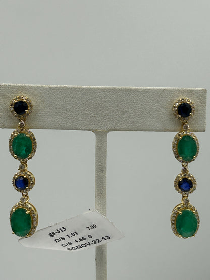 14k Solid Gold Diamond Earring.14k Solid Gold Diamond Earring..