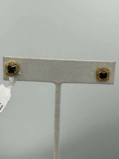 14k Solid Gold Diamond Stud Earring. Genuine handmade pave diamond Earring. 14k Solid Gold Diamond Earring..