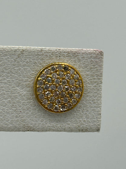 Round 14k Solid Gold Diamond Stud Earring.14k Solid Gold Diamond Earring..