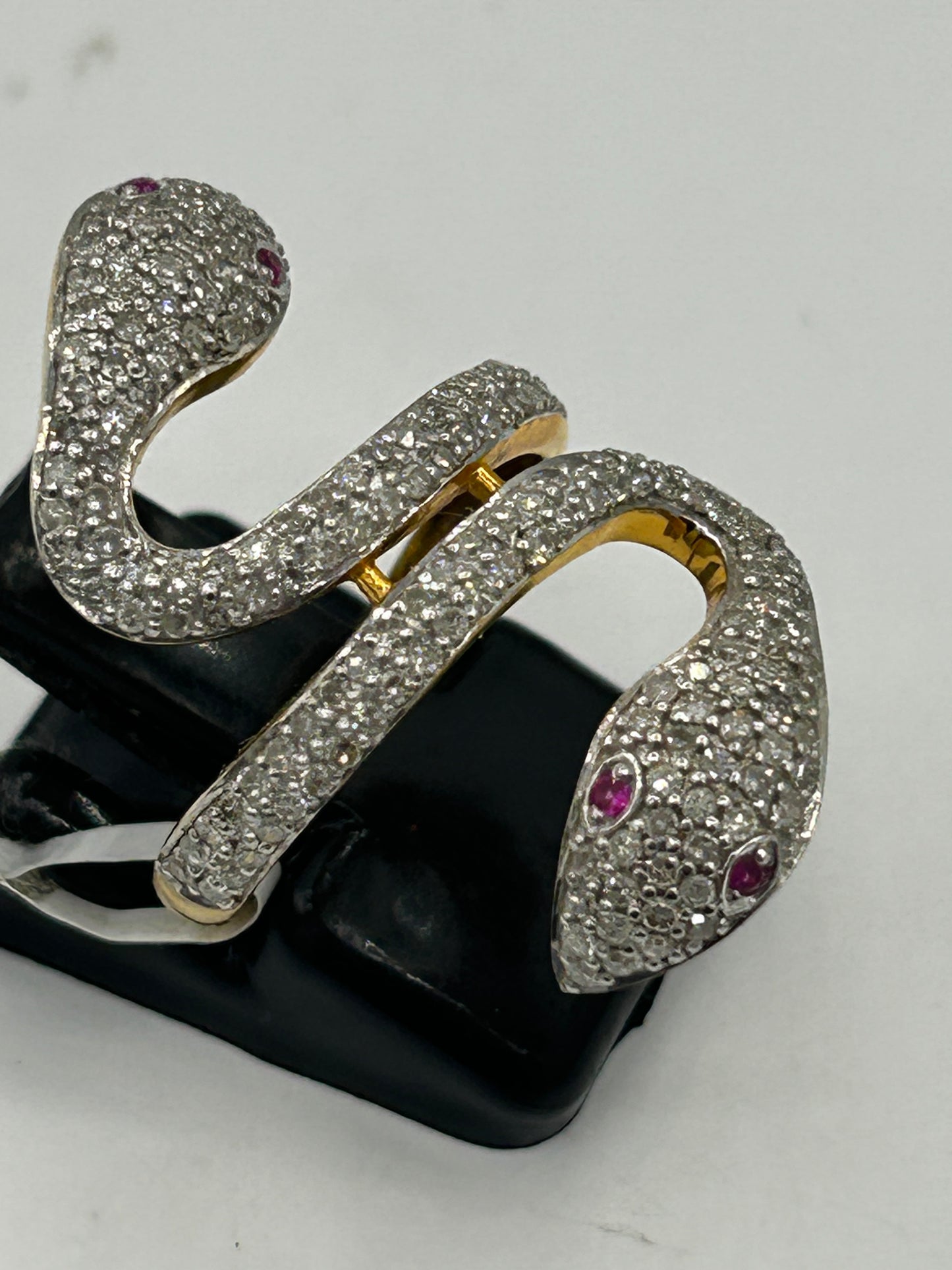 14k Solid Gold Snake Diamond Rings. Genuine handmade pave diamond Rings. Approx Size (28 x 18 mm)