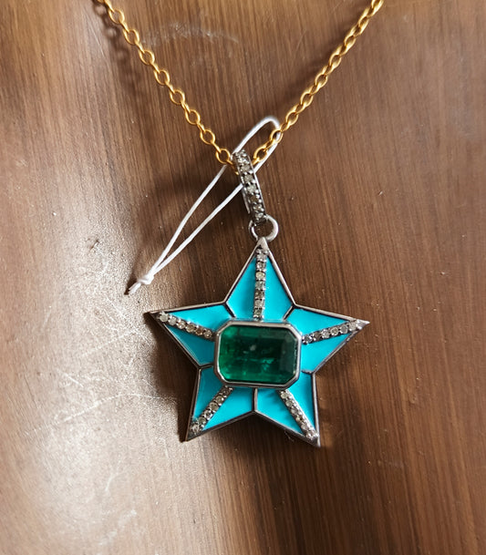 Star 925 Silver Diamond Pendant With Emerald Stone