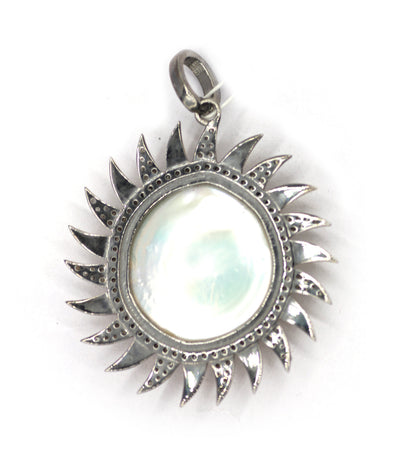 Star Silver Diamond Pendant With Pearl Stone